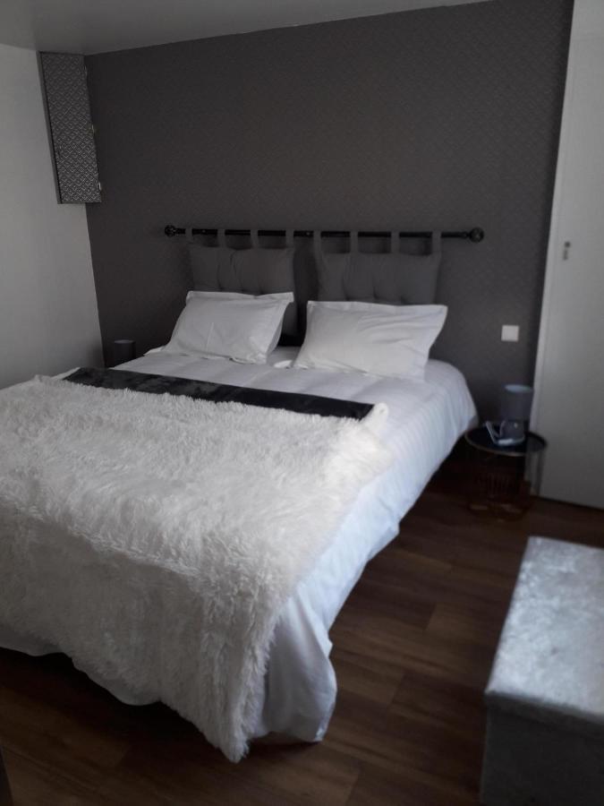 Bed and Breakfast Le jardin fleuri à Saint-Nazaire  Extérieur photo