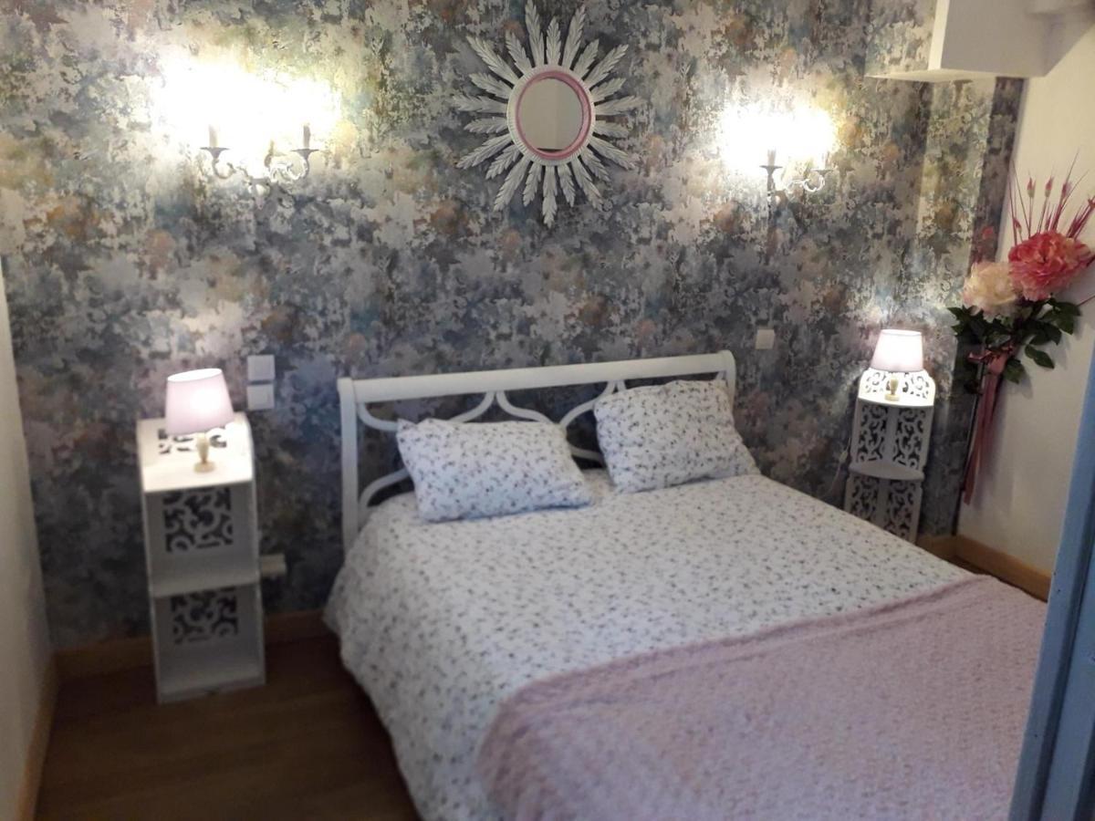 Bed and Breakfast Le jardin fleuri à Saint-Nazaire  Extérieur photo